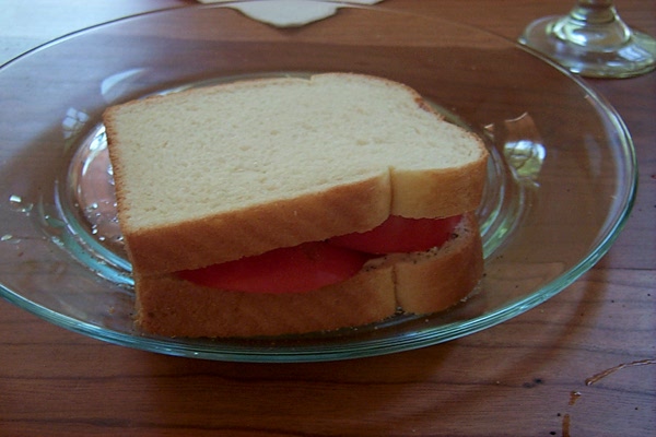 tomato-sandwich-2010-4.JPG